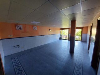 Local comercial en alquiler en Medina de Pomar