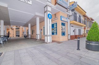 Local comercial en alquiler en Ogíjares
