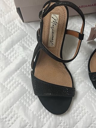 Zapatos de tacón Mariamare negros