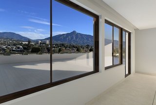 Oficina en alquiler en Nueva Andalucía centro en Marbella