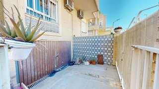 Casa adosada en venta en Club de Campo en Elda