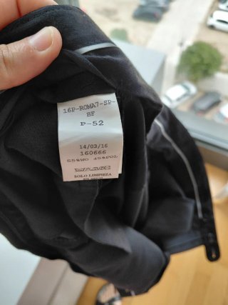 Traje de novio negro