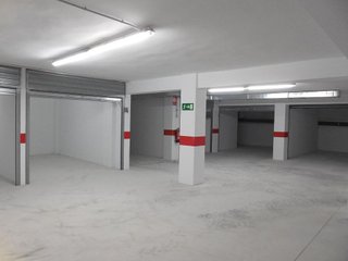 Garaje en venta en Pajaritos - Plaza de Toros en Granada