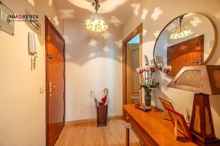 Piso en venta en Reyes en Parla