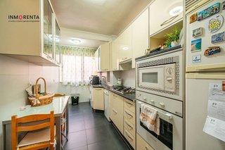 Piso en venta en Reyes en Parla