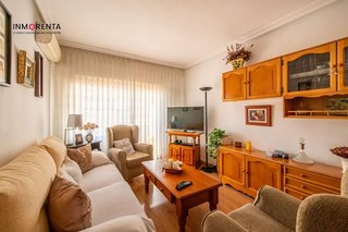 Piso en venta en Reyes en Parla