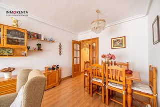Piso en venta en Reyes en Parla