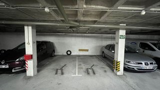 Garaje en venta en Huca - Prados en Oviedo