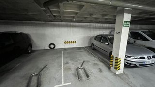 Garaje en venta en Huca - Prados en Oviedo