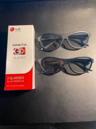 LG Cinema 3D Occhiali Party Pack + 2 Extra