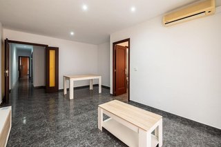 Piso en venta en Creu de la Mà - Rally sud en Figueres