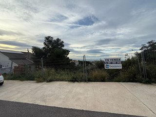 Terreno en venta en Eixample Residencial en Roda de Barà