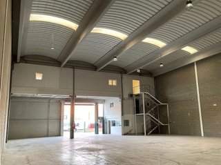 Nave industrial en alquiler en Cervelló