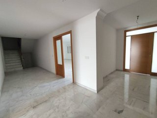 Casa adosada en venta en Lucena