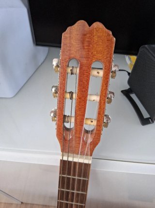 Guitarra Cadete Clásica Admira Alba 3/4  con funda