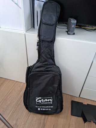 Guitarra Cadete Clásica Admira Alba 3/4  con funda