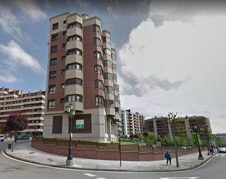 Local comercial en venta en Montecerrao en Oviedo
