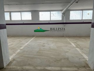 Garaje en venta en Vera Ciudad en Vera
