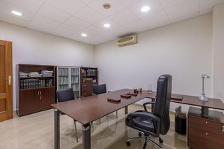 Oficina en venta en Pajaritos - Plaza de Toros en Granada