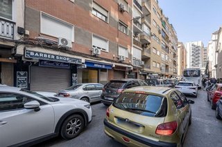 Oficina en venta en Pajaritos - Plaza de Toros en Granada