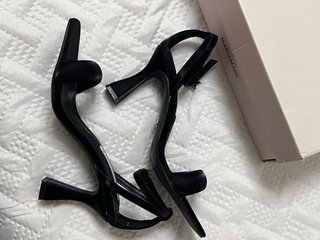 Zapatos de tacón Mariamare negros
