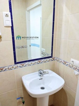 Local comercial en venta en Villamartín