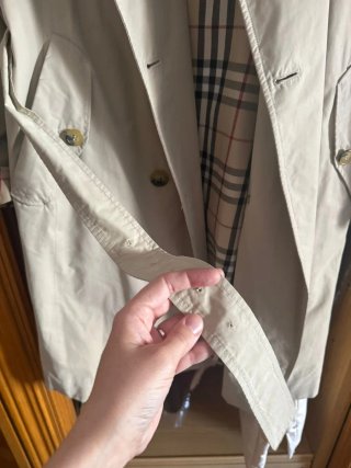 Gabardina Beige Clásica