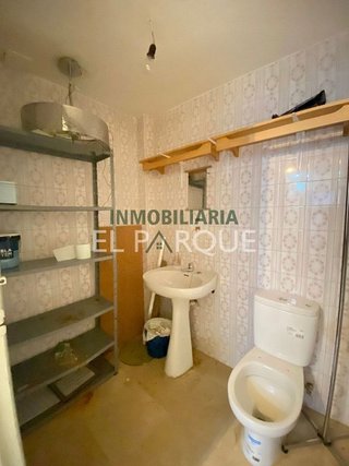 Local comercial en venta en Ubrique