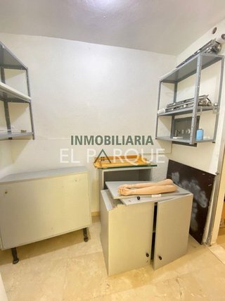 Local comercial en venta en Ubrique