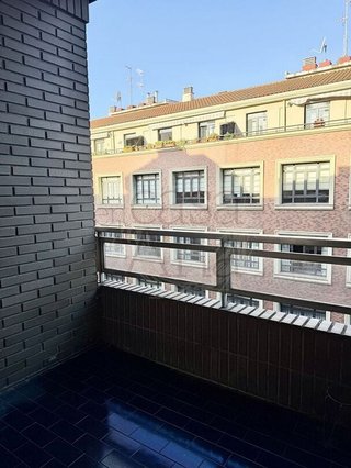Piso en venta en San Pedro de Deusto-La Ribera en Bilbao
