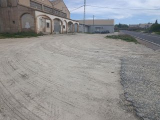Nave industrial en venta en Albaida