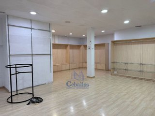 Local comercial en venta en Plan Sur-Amistad en Guadalajara