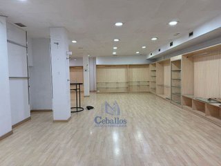 Local comercial en venta en Plan Sur-Amistad en Guadalajara