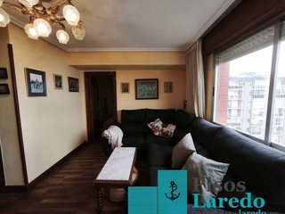 Piso en venta en El Puntal en Laredo
