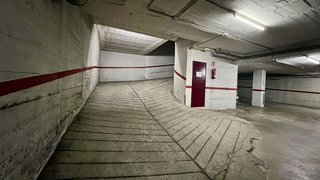 Garaje en venta en Creu de la Mà - Rally sud en Figueres