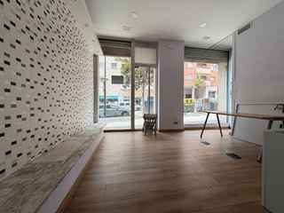 Local comercial en alquiler en Mestral en Reus