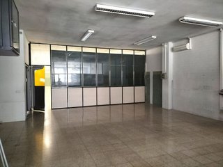 Nave industrial en alquiler en Gràcia en Sabadell