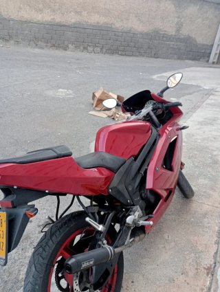 Rieju RS2 Matrix Roja