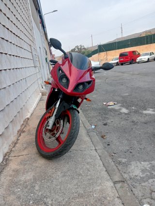 Rieju RS2 Matrix Roja