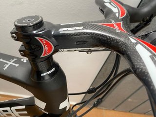 Bici CUBE AGREE Carbono Shimano