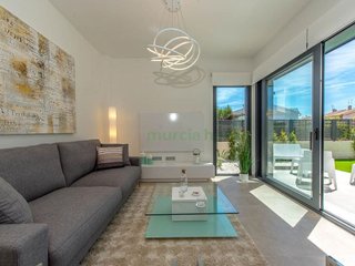 Chalet en venta en Santiago de la Ribera en San Javier