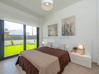 Chalet en venta en Santiago de la Ribera en San Javier