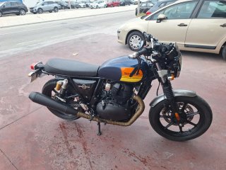 Royal Enfield Interceptor 650 Naranja/Plata