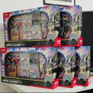 Pokémon Mega Lucario EX Collezione Statuina