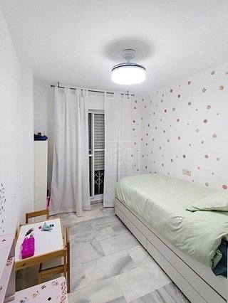 Chalet en venta en Zubia (La)