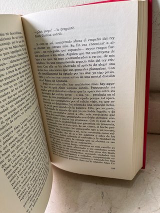 El manuscrito carmesí