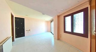 Edificio en venta en Tavernes de la Valldigna