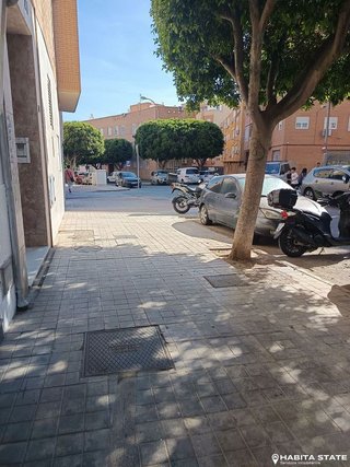 Local comercial en venta en Los Molinos - Villa Blanca en Almería