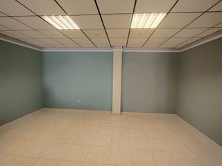 Local comercial en venta en Mengíbar