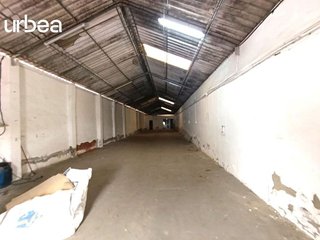 Nave industrial en venta en Polígonos - Recinto Ferial Cortijo de Torres en Málaga